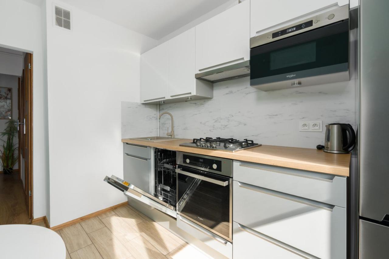Dreamy Winiary Estate By Renters *