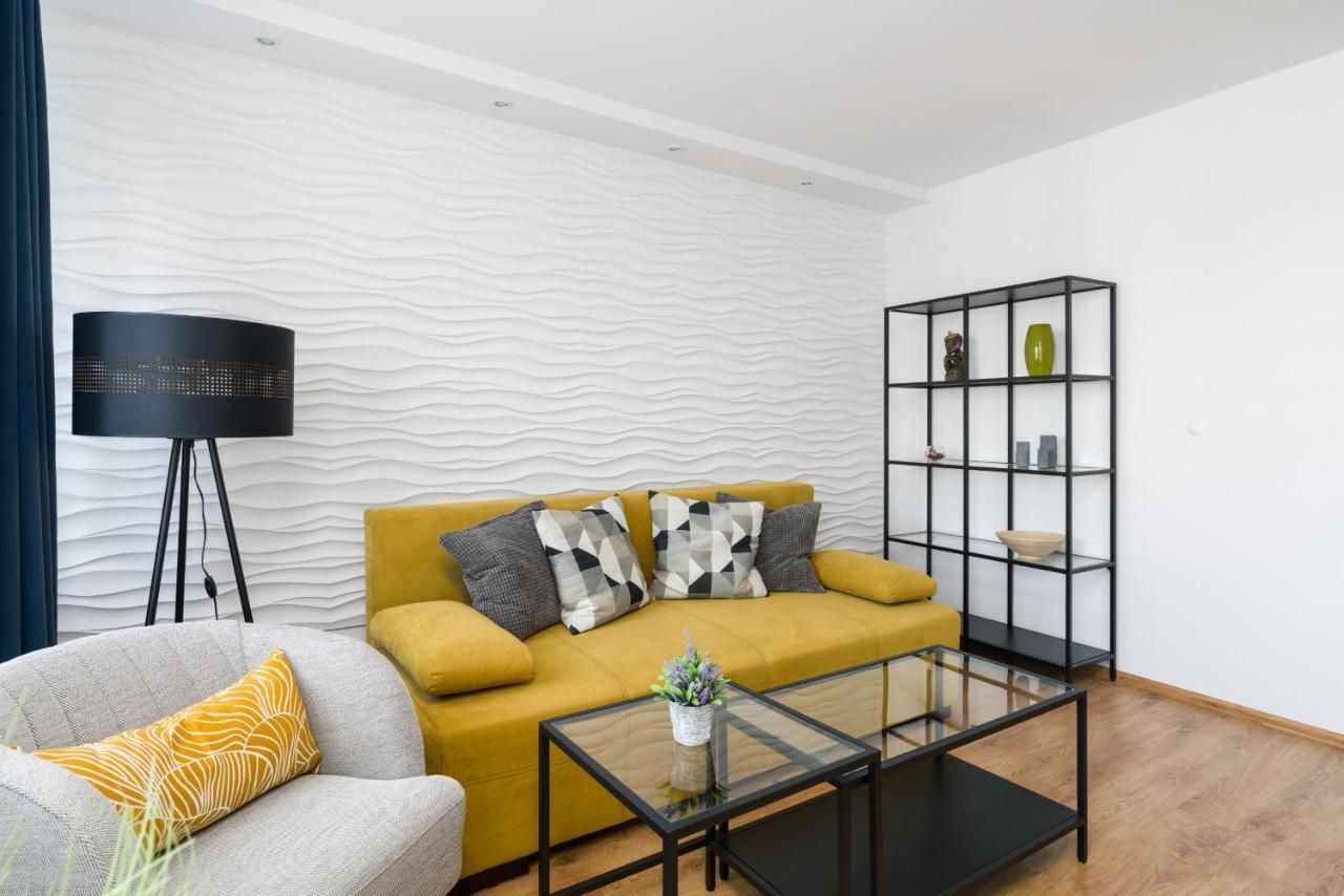 Dreamy Winiary Estate By Renters *